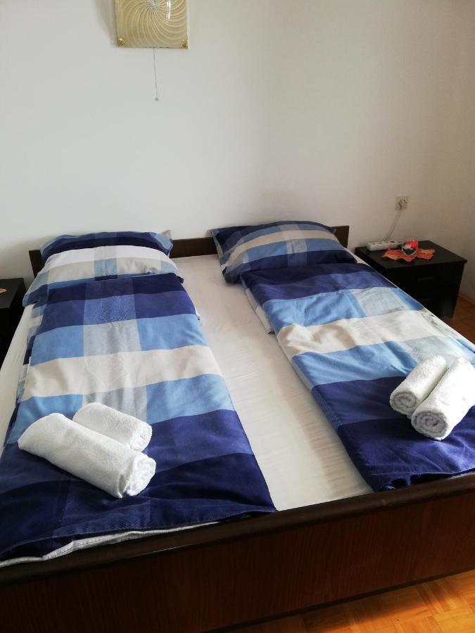 Hotel Sobe Apartma Galic Novi Vinodolski Esterno foto