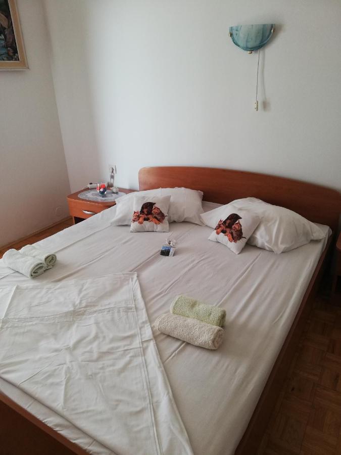 Hotel Sobe Apartma Galic Novi Vinodolski Esterno foto